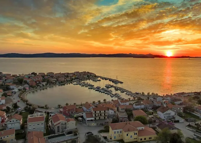 Apartman With Parking Space Bibinje, Zadar - 20529 Bibinje